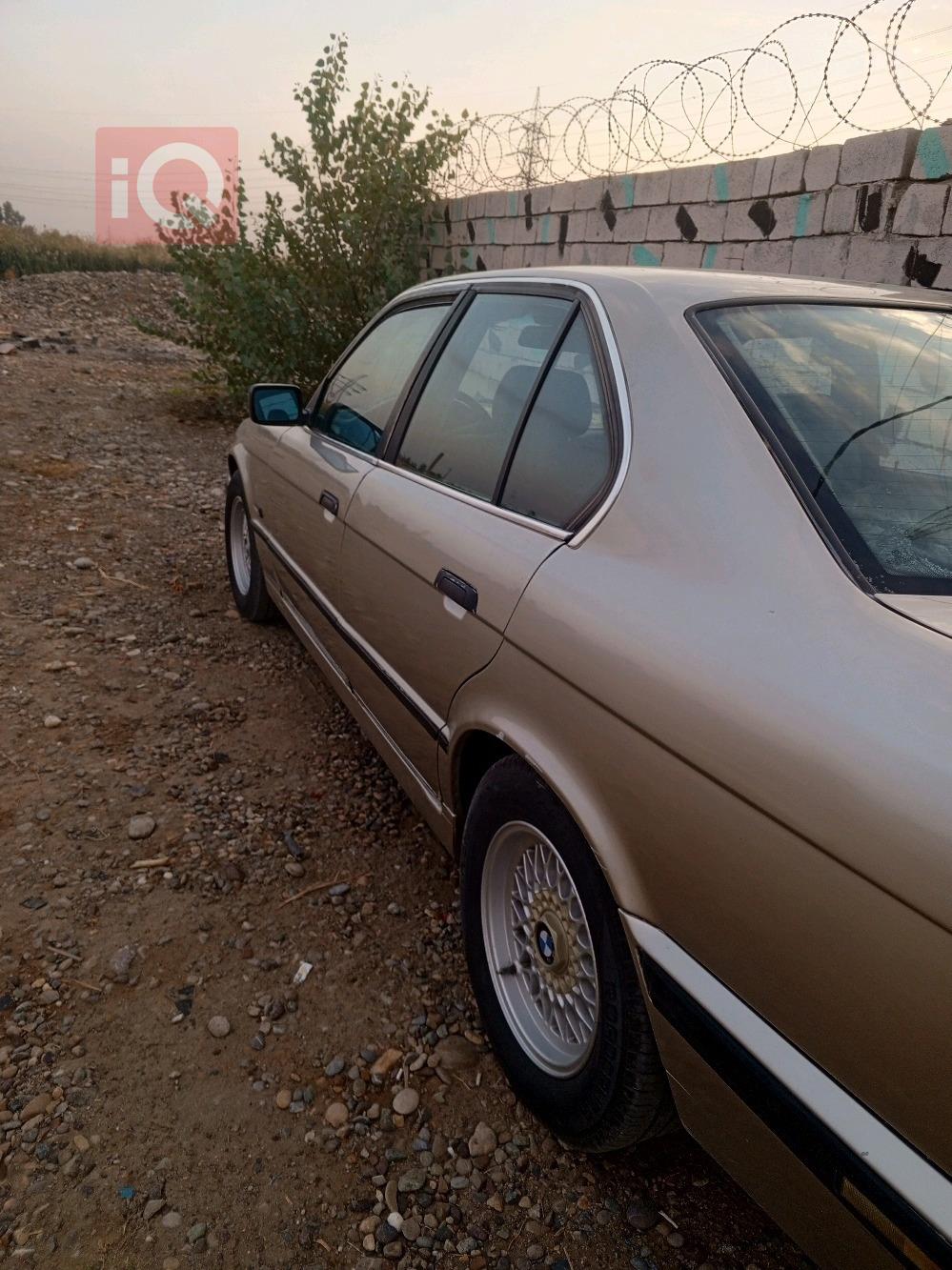 بی ئێم دەبڵیو سیریەس 5